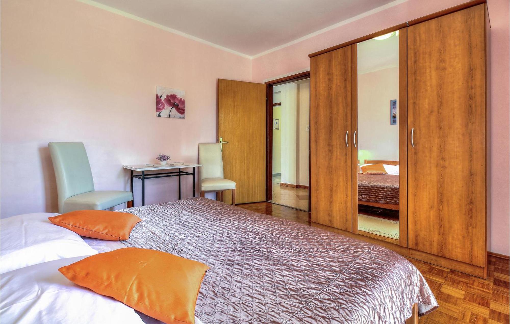 Amazing Apartment In Porec With Wifi Esterno foto